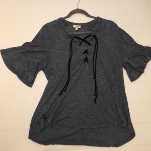 Tie front blouse ✨ buttery soft